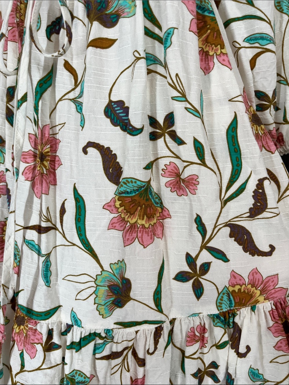Hurley White Floral Tie-Waist Dress with Puff Sleeves - Picture 4 of 15